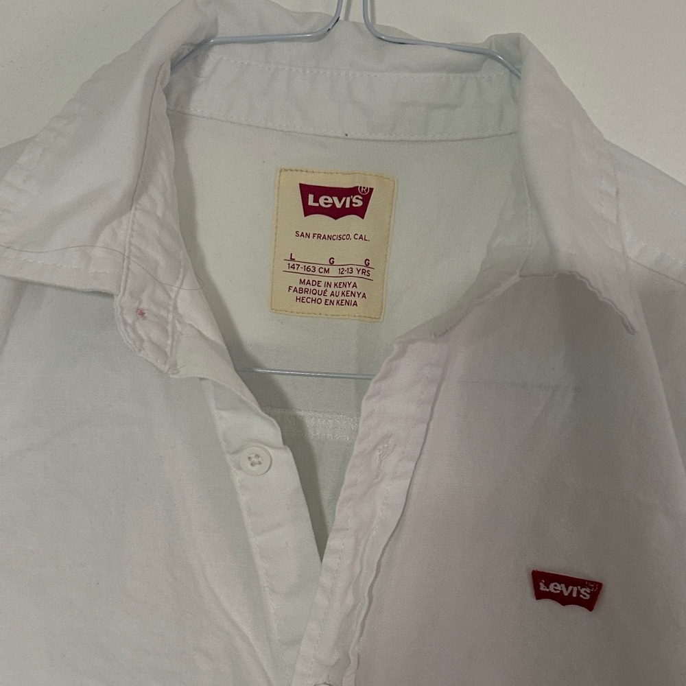 Levi's Men's Casual White Button Down Shirt